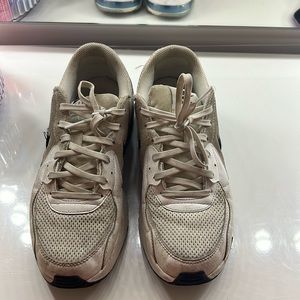 Women’s used Nike shoes